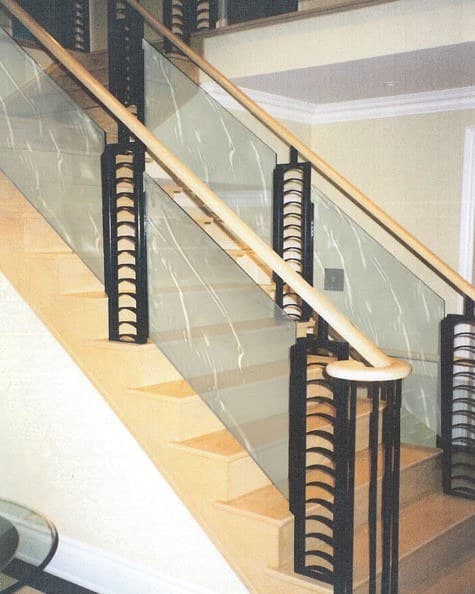 TEXTURED GLASS RAILING (G-RL10)