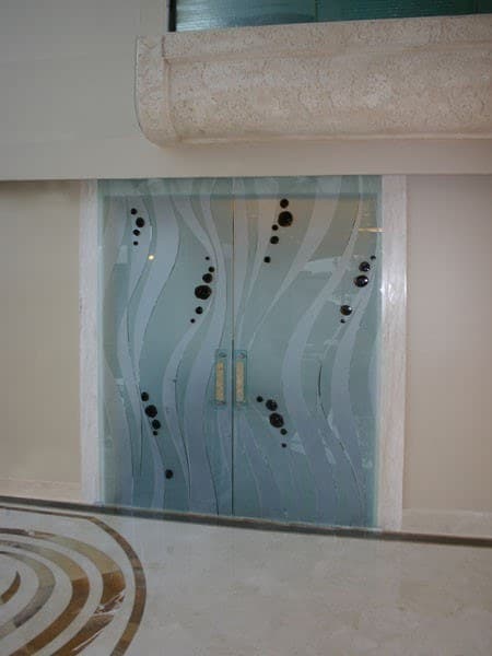 CONTEMPORARY GLASS DOOR (FRM-D16)