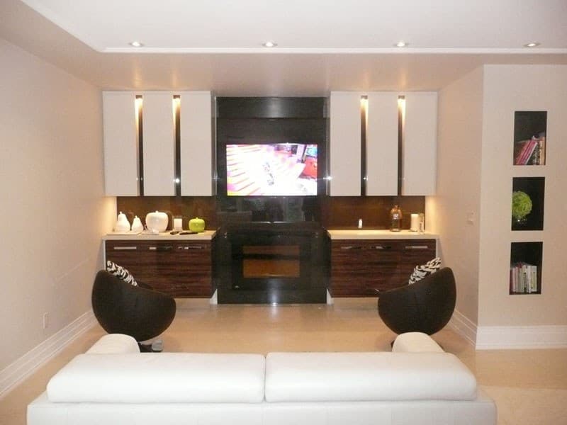 CONTEMPORARY GLASS FIREPLACE (GF16)