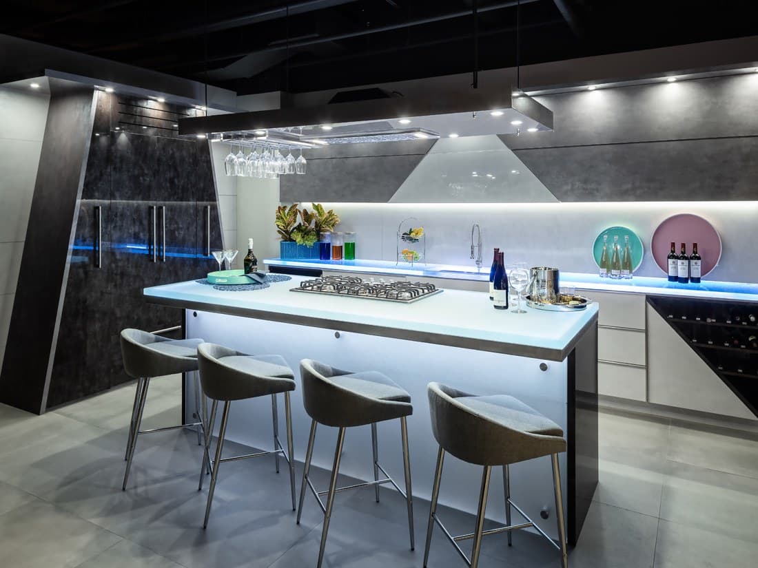 GLASS KITCHEN ISLAND (KI125)