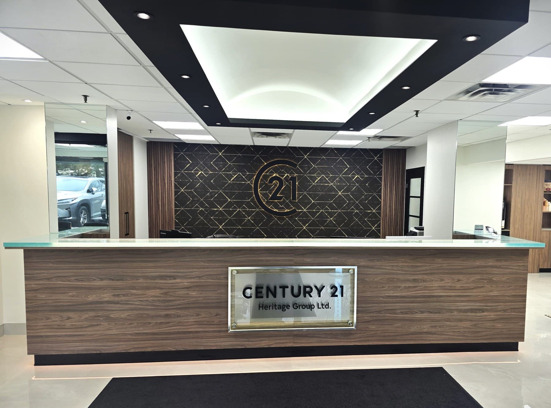 Glass Signage & Logos