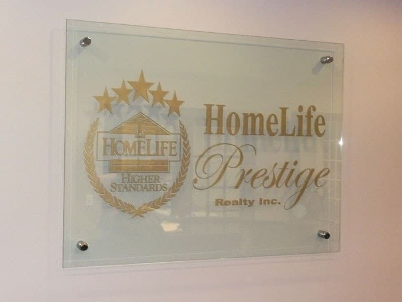 DECORATIVE GLASS LOGO (GSL7)