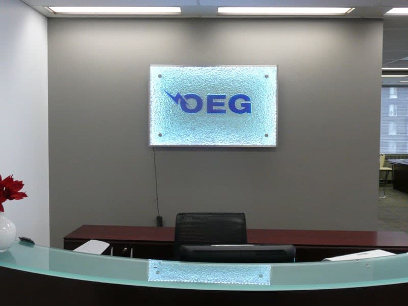 TEXTURED GLASS WITH LOGO (GSL5)