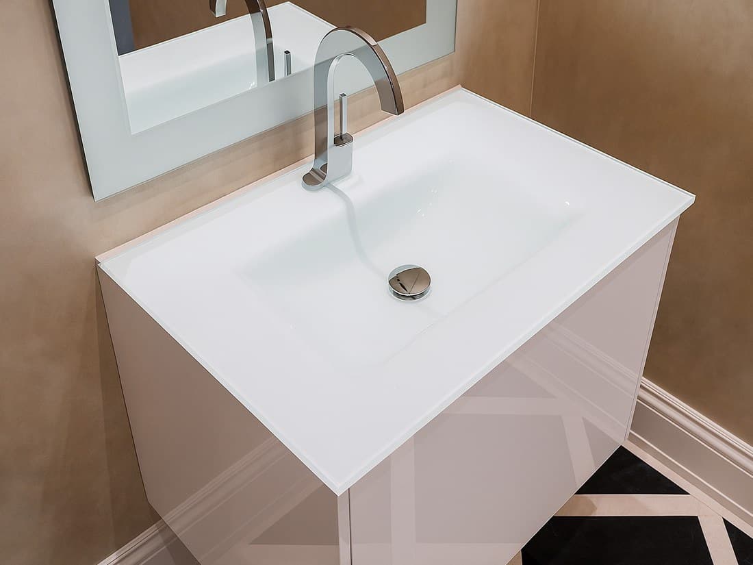 BACKPAINTED INTEGRATED GLASS SINK (IS12)