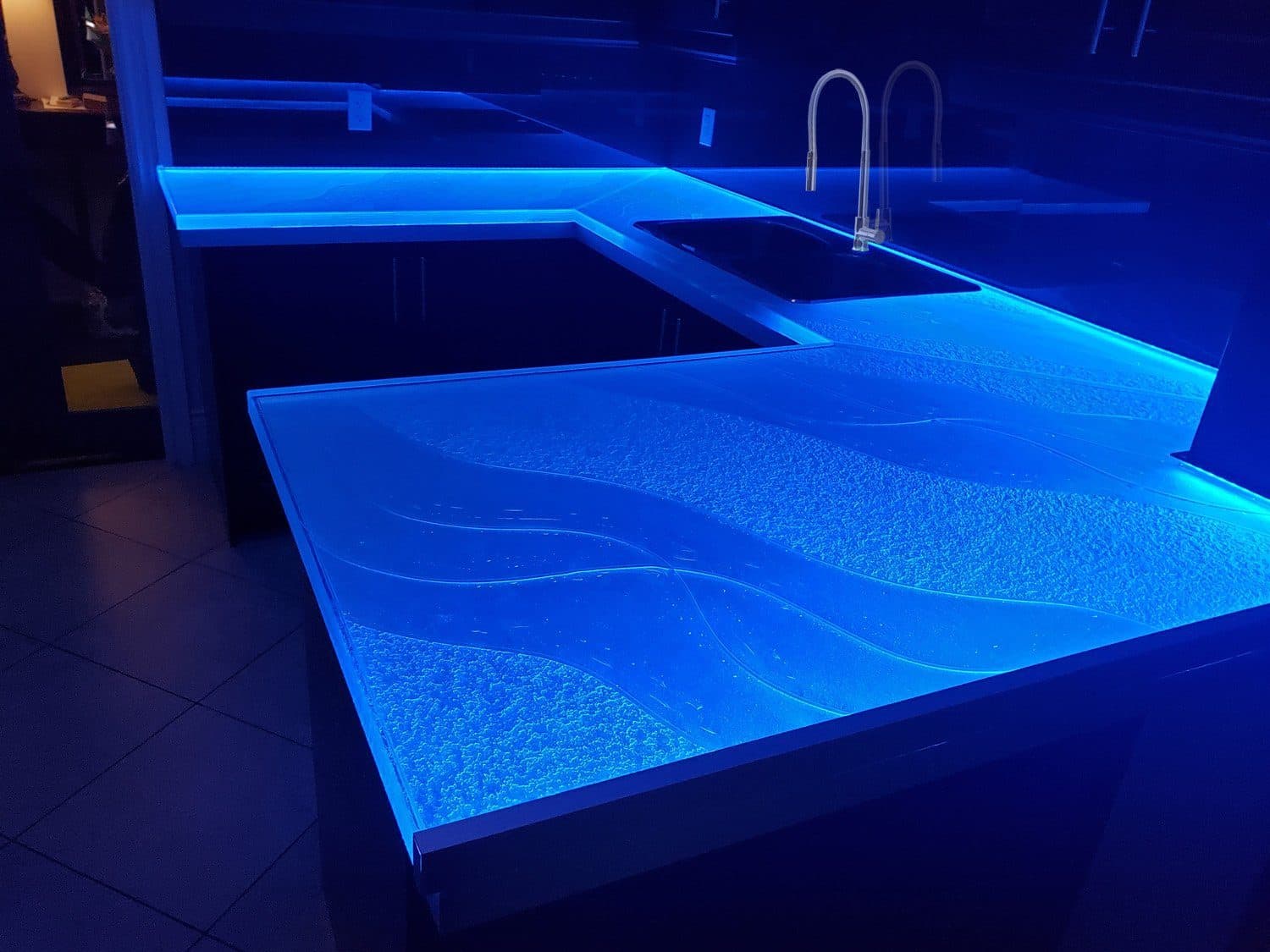 Trend Alert: Colored Glass Countertops for Modern Kitchens