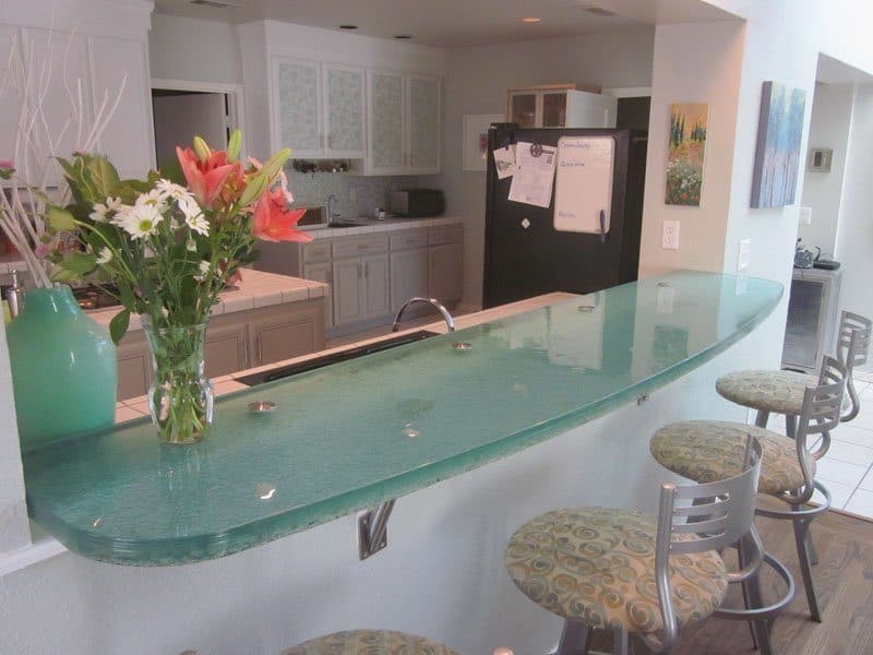 Custom Glass Countertop Edge Options: Personalized Styles for Your Kitchen in 2026
