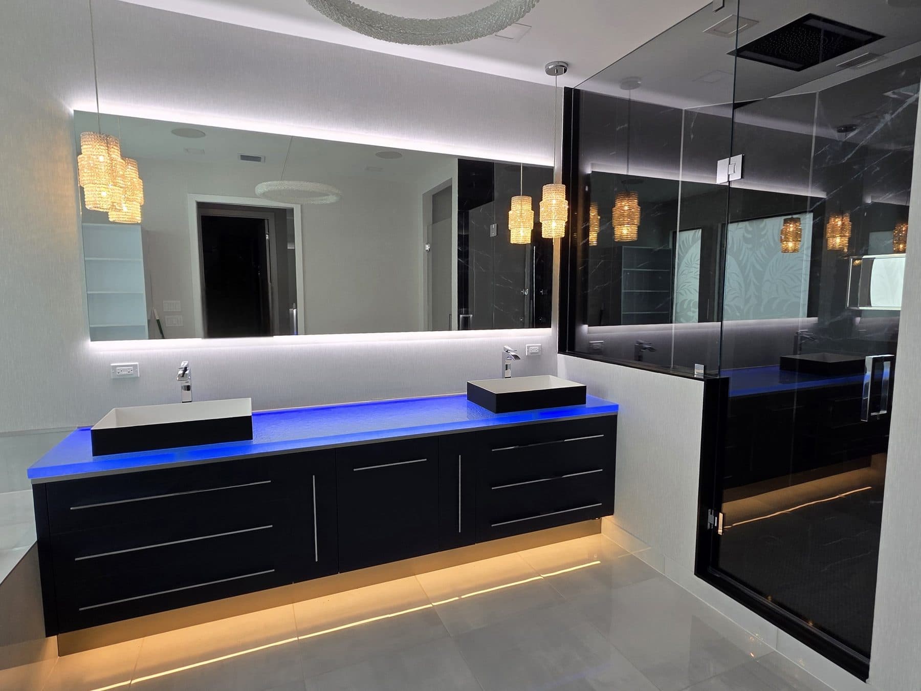 Glass Bathroom Countertops & Vanity Tops