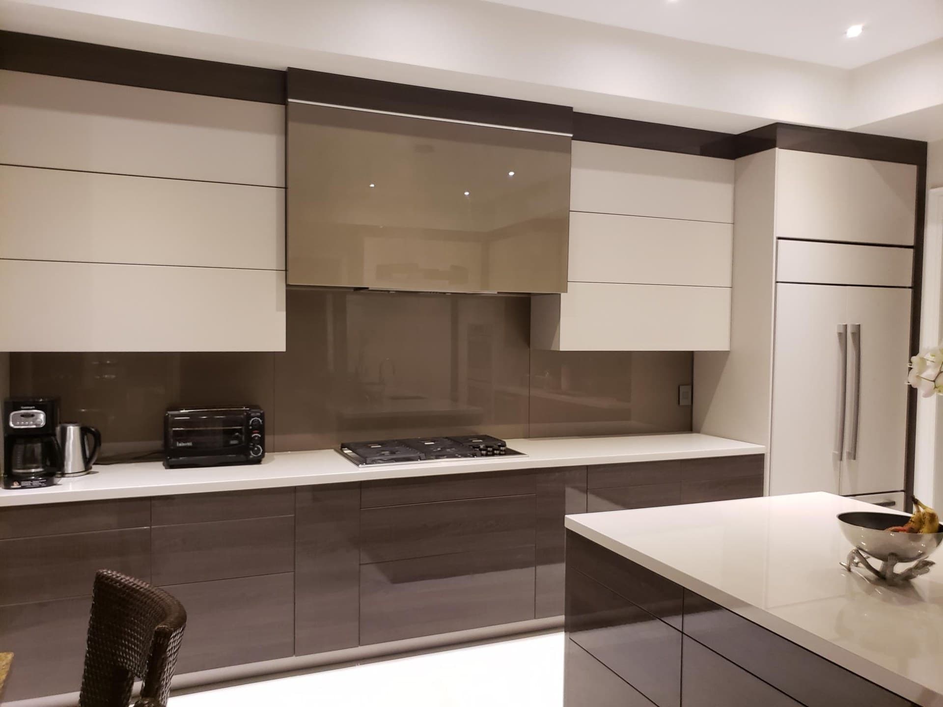 Custom Glass Backsplashes