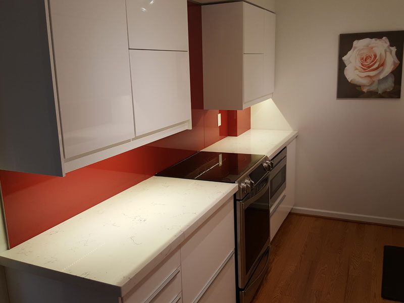 glass backsplash