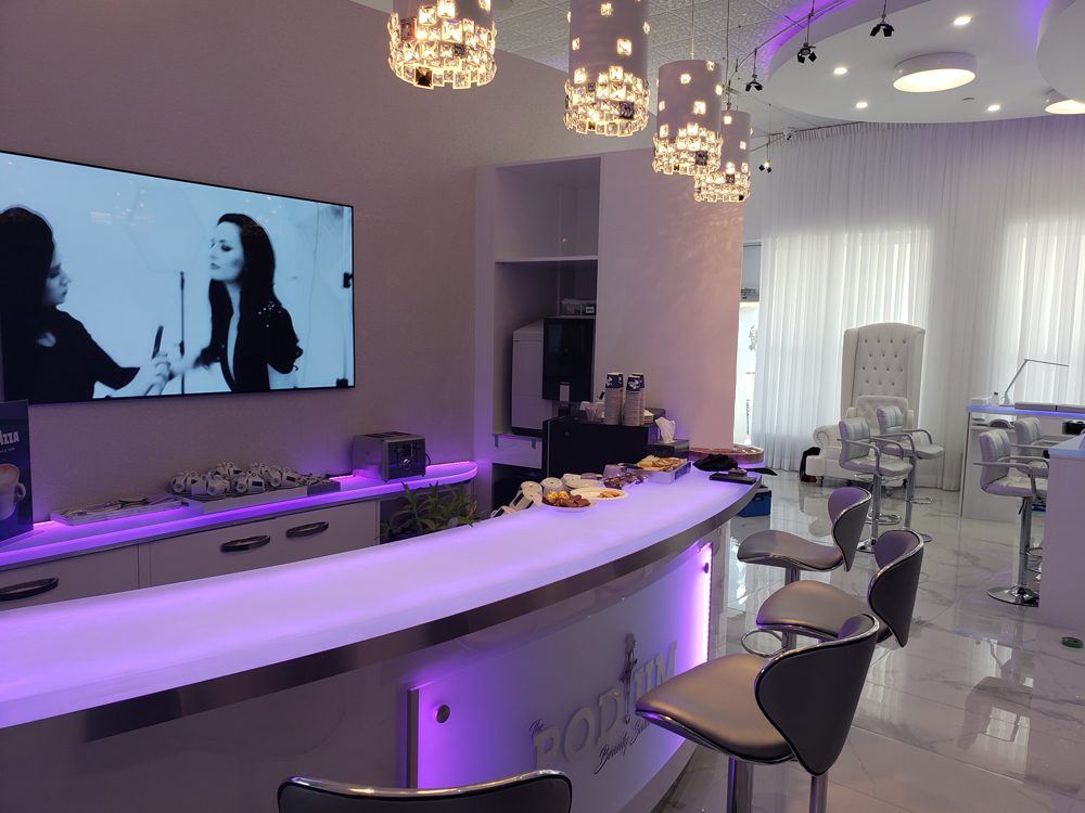 Decorative glass countertops