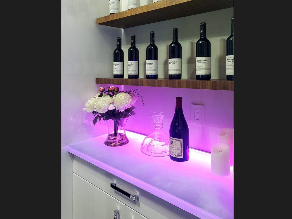 Glass bartop